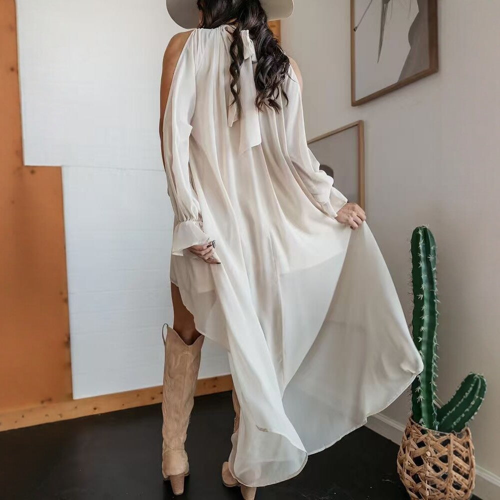 Robe longue asymétrique en mousseline à col montant – Manches longues coupe ample