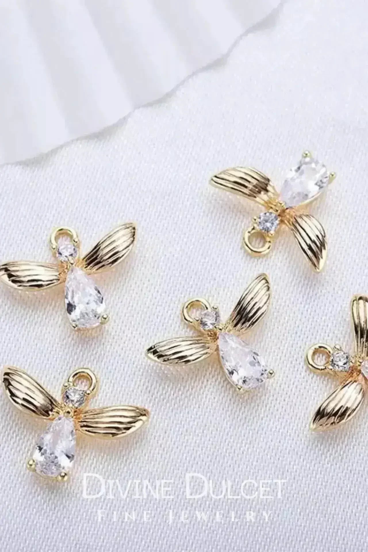 Boucles d'oreilles pendantes abeille - Or 18 carats et oxyde de zirconium | Femstylo