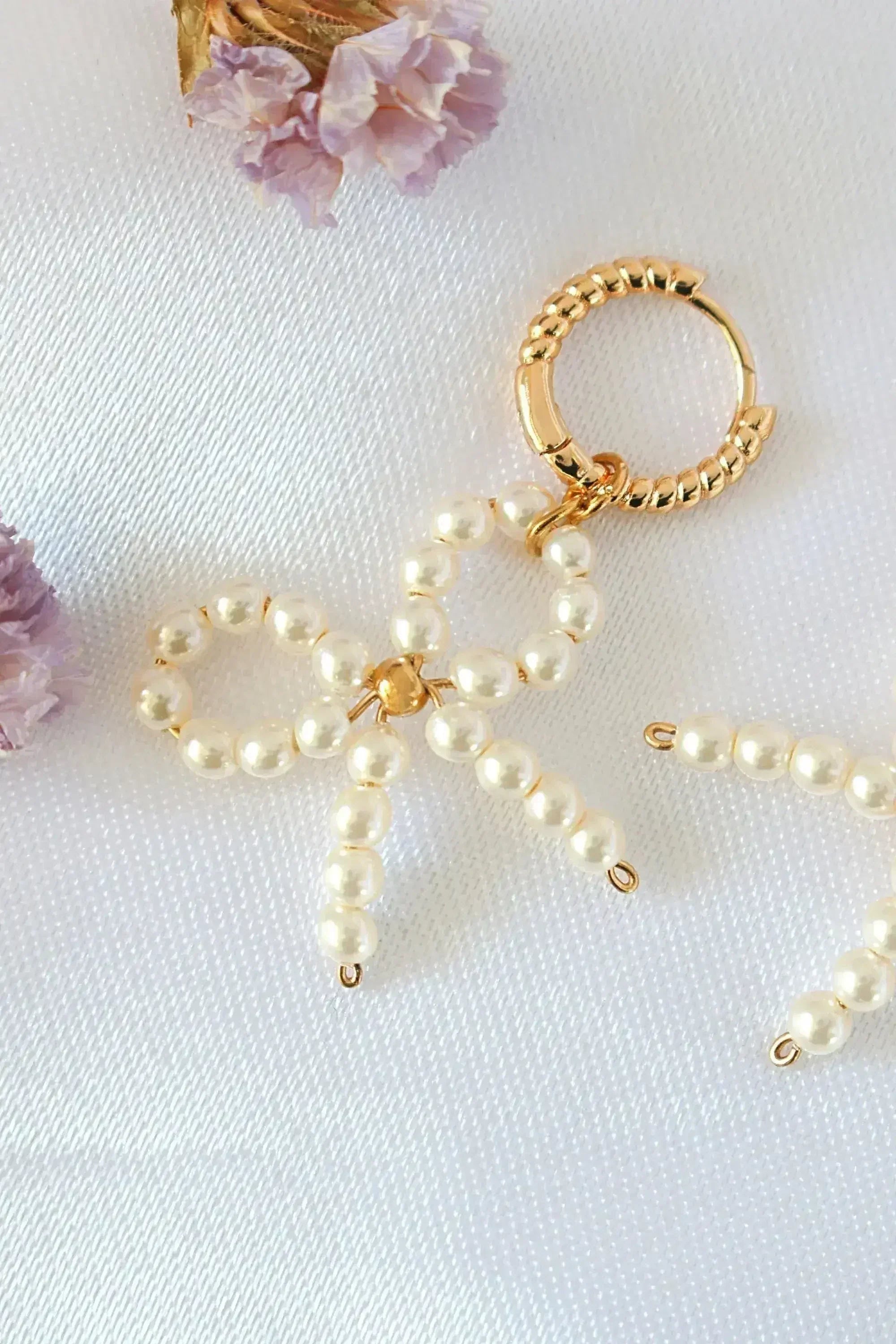 Boucles d'Oreilles Nœud Perle Miss Coquette | Plaqué Or Hypoallergénique - Femstylo