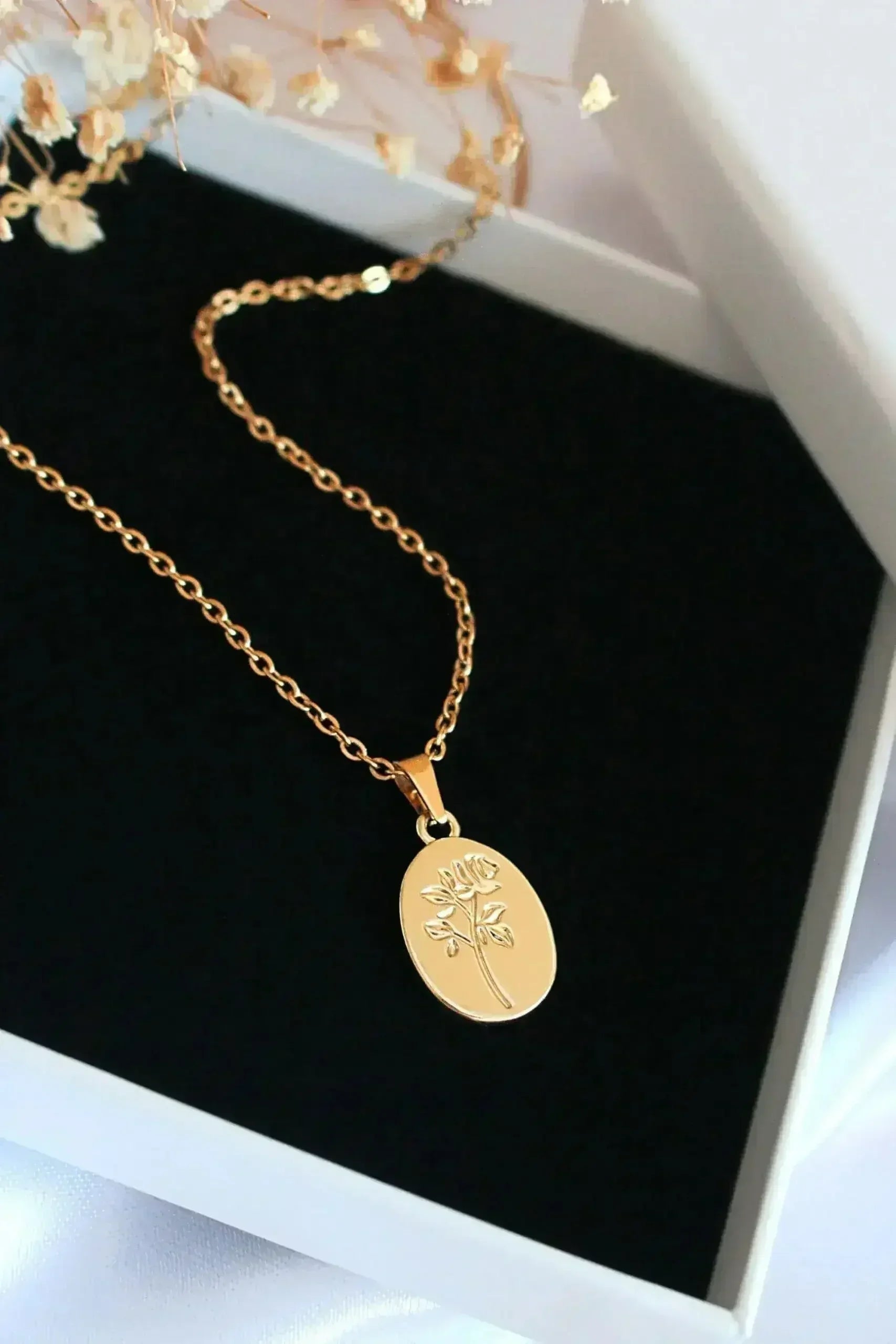 Collier « Bouquet de Roses » floral et élégant en or 24 carats