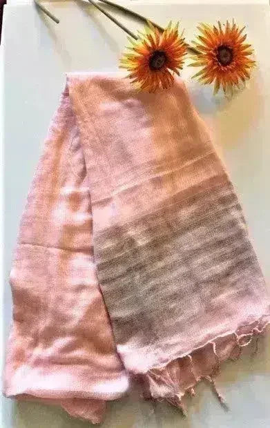 Écharpe artisanale pour femme - Couleur rose de RSV Global Inc