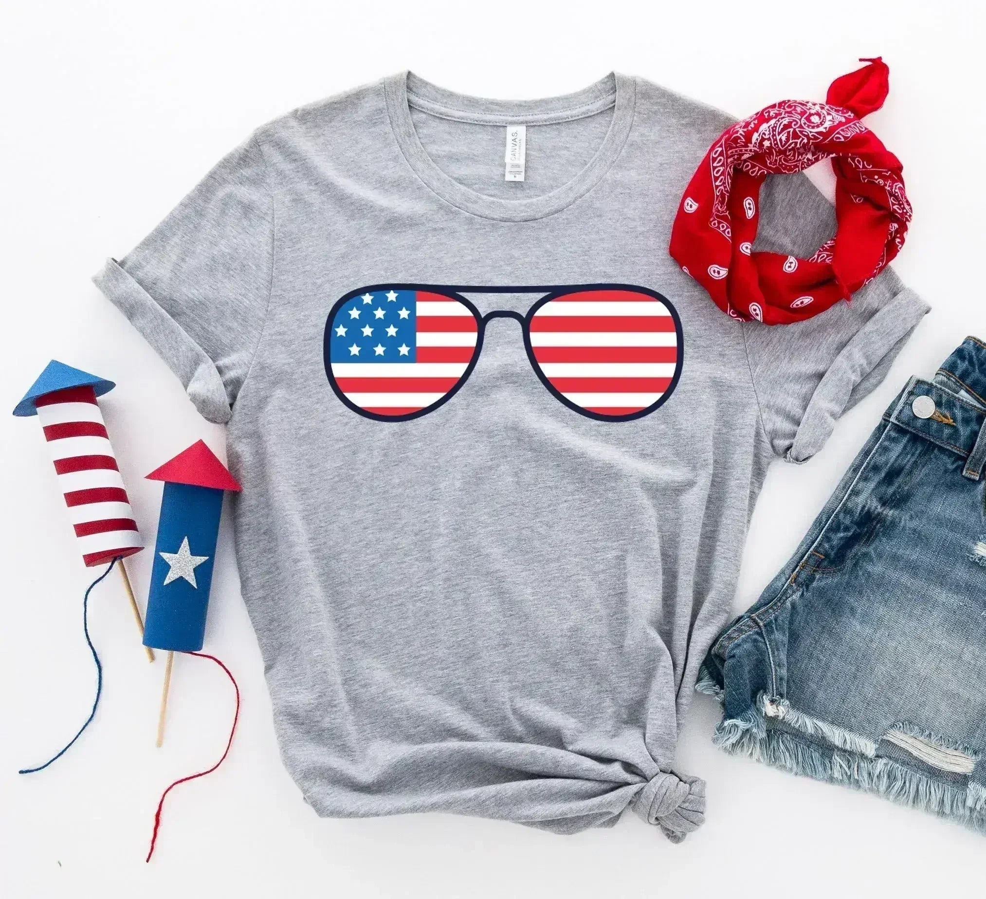 T-shirt lunettes de soleil drapeau américain | Coton premium | Bella Canvas