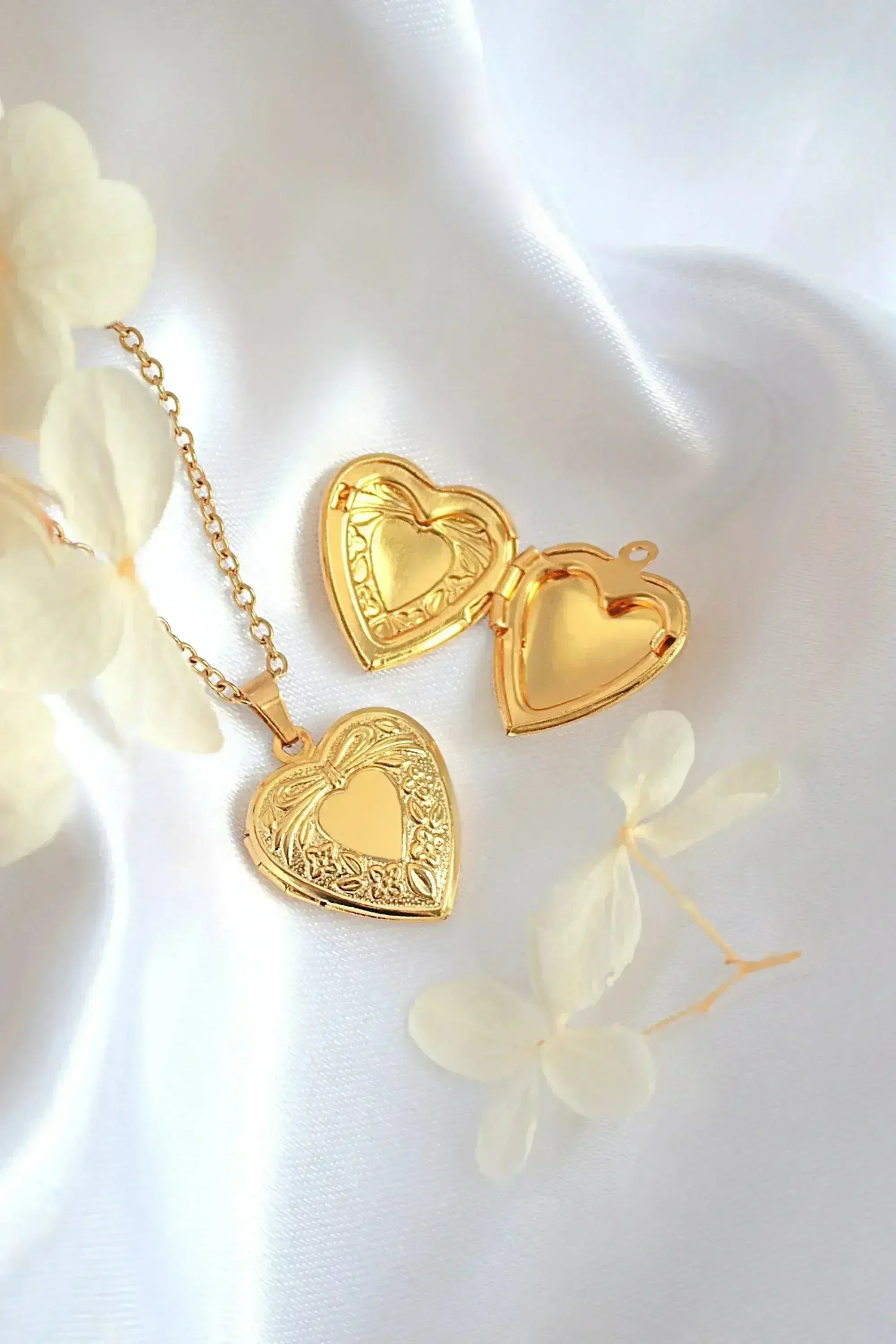 Collier Cœur Médaillon Or 18 Carats - Bijou Mignon et Significatif