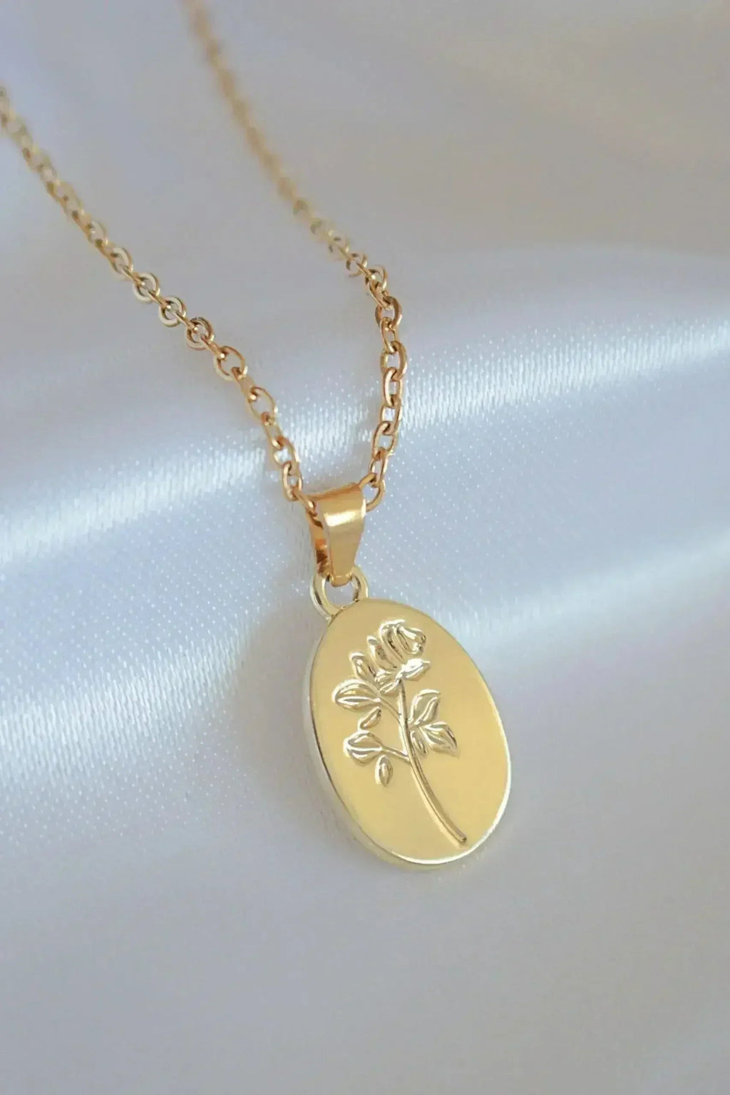 Collier « Bouquet de Roses » floral et élégant en or 24 carats
