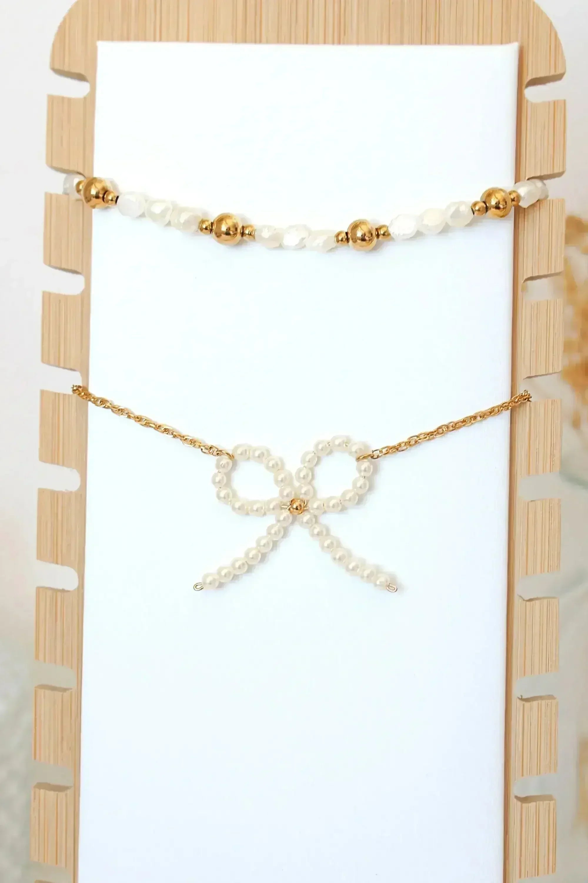 Miss Coquette | Collier Nœud Perles 24 Carats