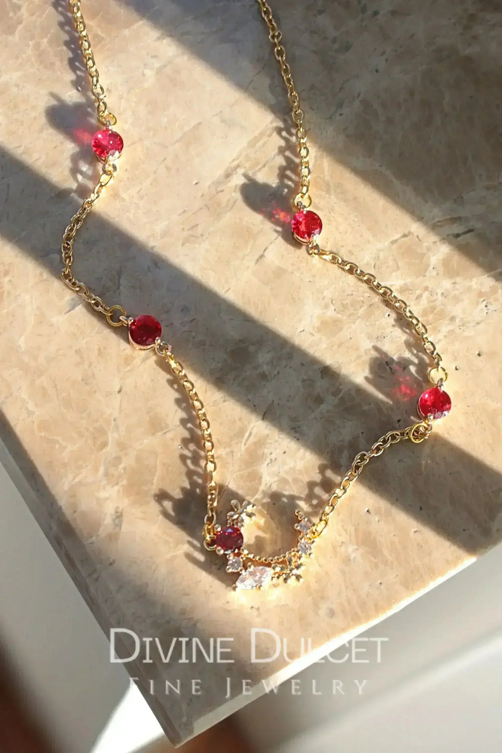 Collier « Jardin féérique » en or rouge 24 carats et oxyde de zirconium