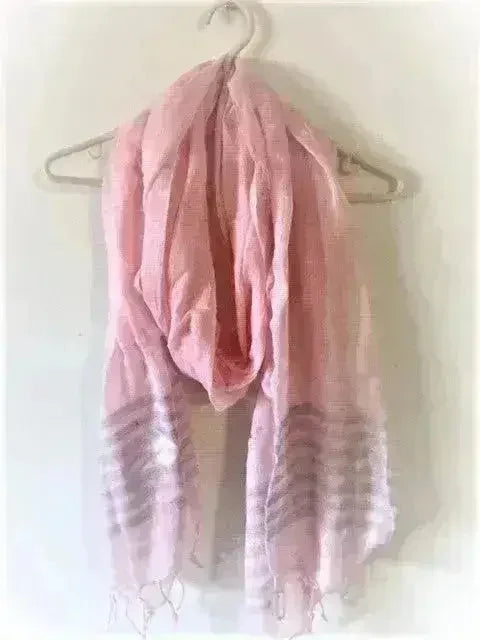 Écharpe artisanale pour femme - Couleur rose de RSV Global Inc