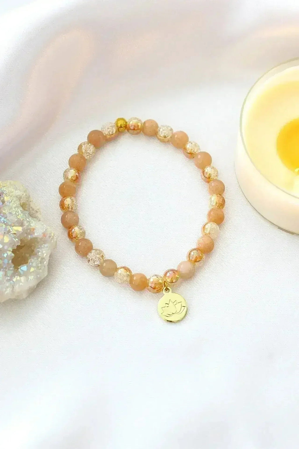 Bracelet élastique Pierre de soleil | Breloque Fleur de lotus 24K