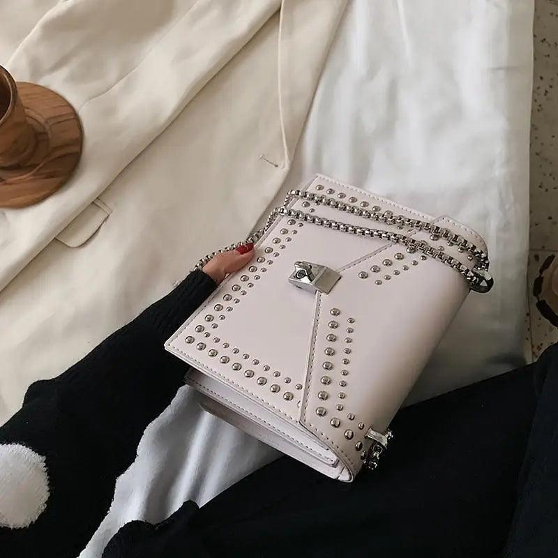 Sacs à bandoulière en cuir à récurer éblouissants pour femmes et filles Sac à bandoulière de luxe avec chaîne et rivet - Petits sacs à main pour femmes