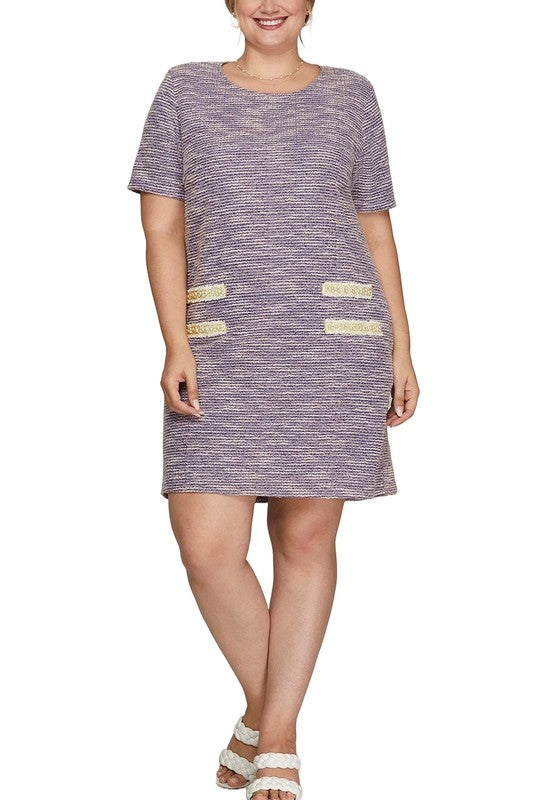 Robe en tricot de tweed à manches courtes ornée de perles, taille normale et grande taille – Robe élégante et glamour avec détails perlés pour les événements haut de gamme