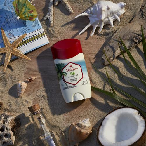 Déodorant antisudorifique Old Spice pour hommes, protection 24h/24 et 7j/7 contre la transpiration et les odeurs, revitalisants avancés pour la peau, parfum Fiji avec palmier, bâton invisible, 73 g (paquet de 2)