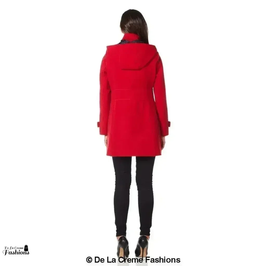 Manteau ajusté à capuche avec brandebourgs