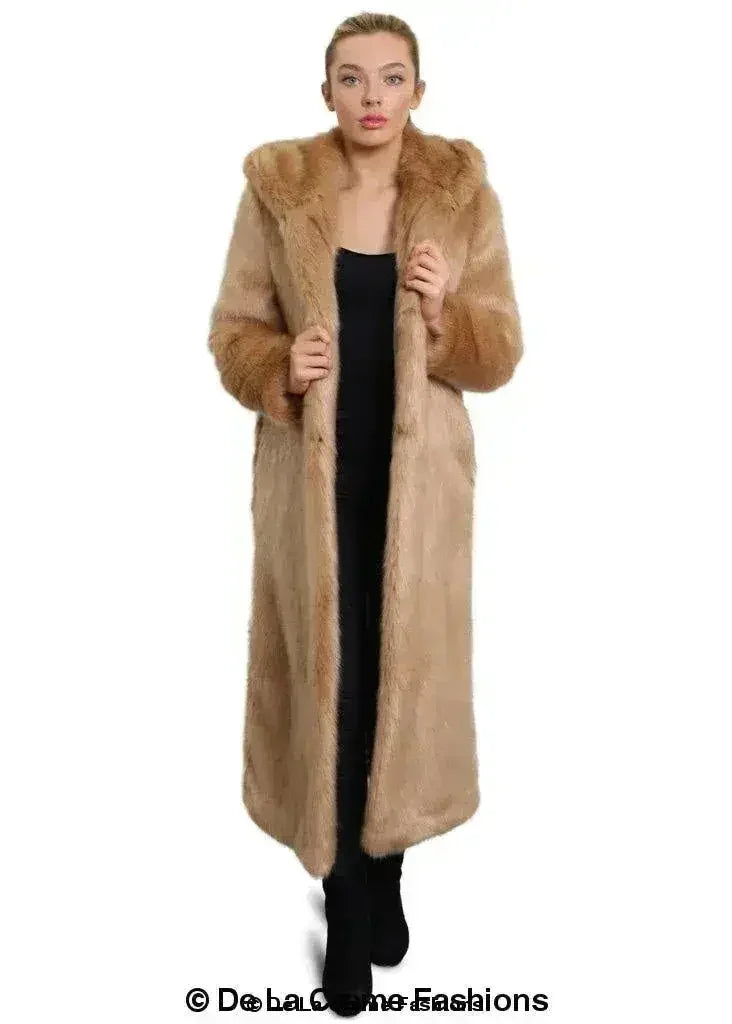 De La Crème - Manteau long emblématique à capuche en fausse fourrure pour femme
