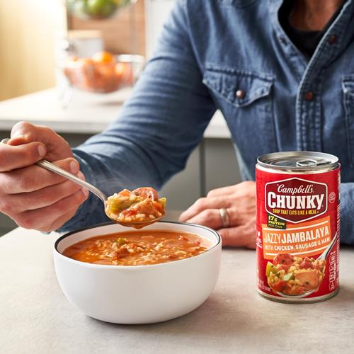 Soupe Campbell's Chunky, Jambalaya Jazzy avec poulet, saucisse et jambon, boîte de 527 g