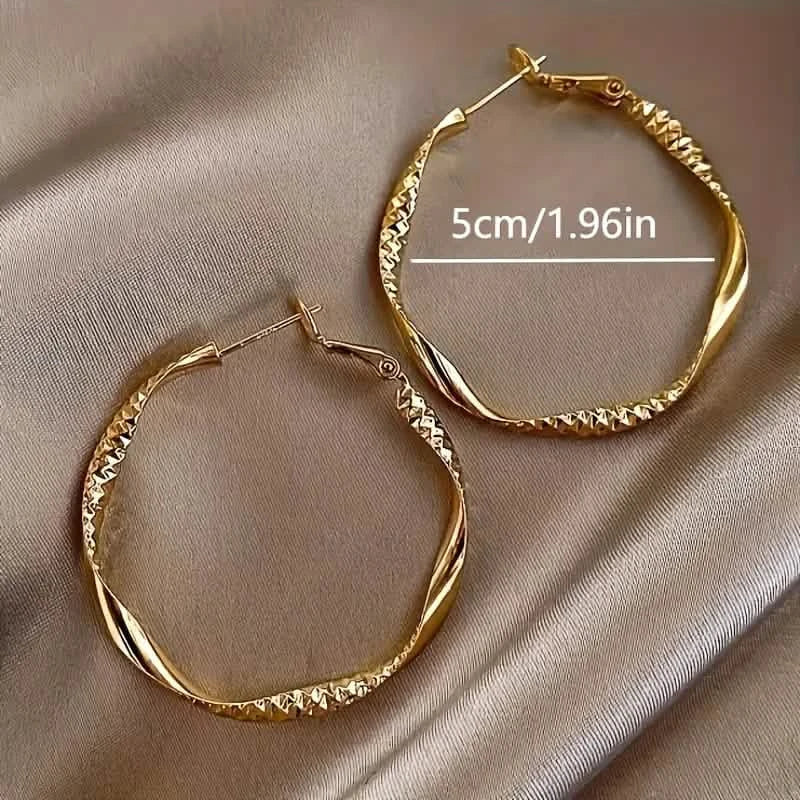 Boucles d'oreilles femme design texture douce et soyeuse