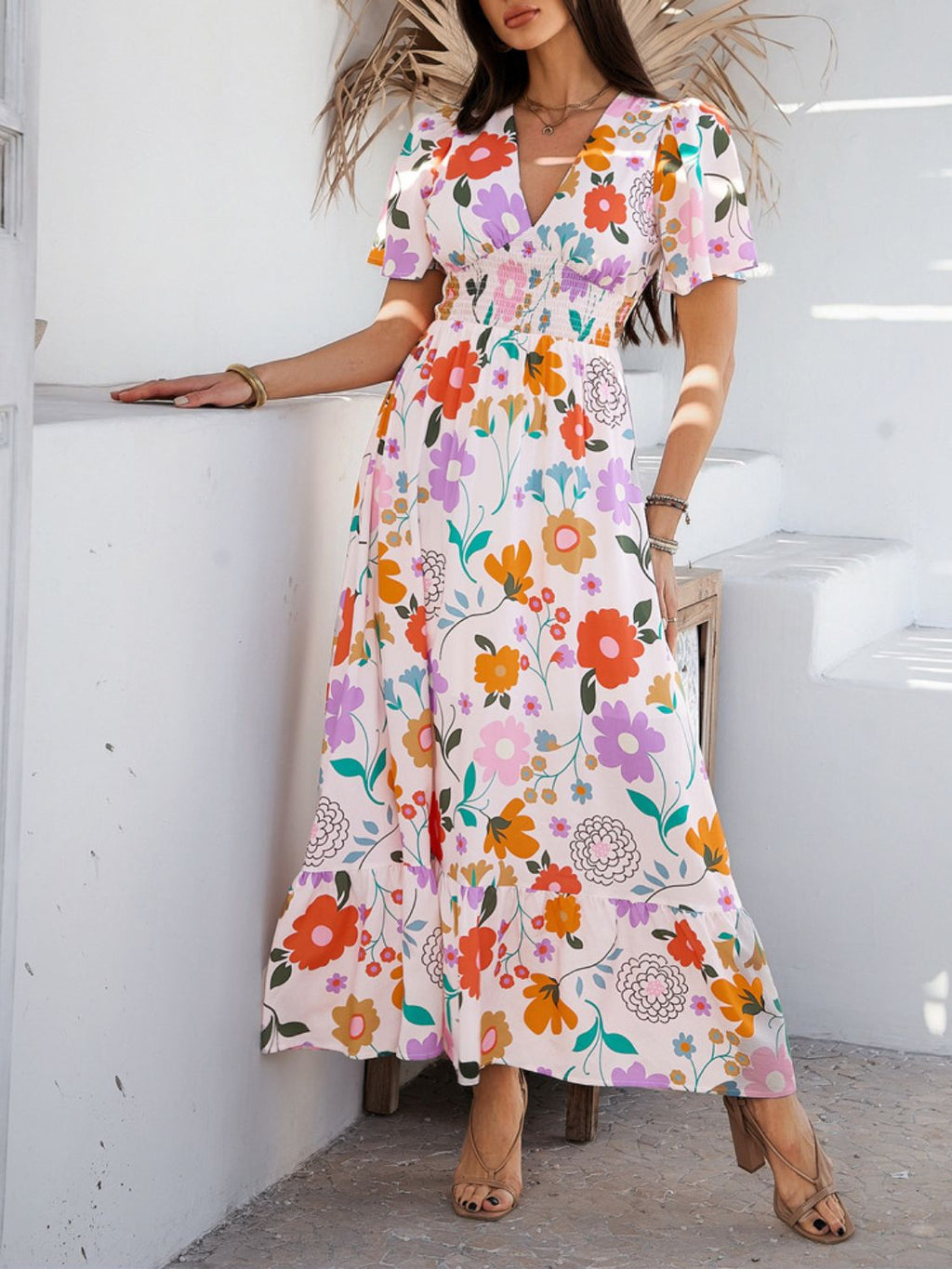 Robe longue élégante pour femme à imprimé floral, col en V et manches courtes