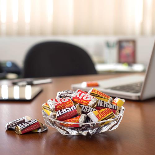 Hersheys Miniatures Bonbons au chocolat assortis, paquet familial, 295 g
