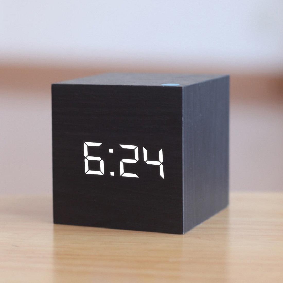 Réveil numérique en bois à LED, horloge rétro lumineuse en bois, affichage LED électronique, 3 doubles alarmes, petite horloge cubique en bois pour décoration de bureau et de table, commande vocale, fonction snooze, outils de bureau.