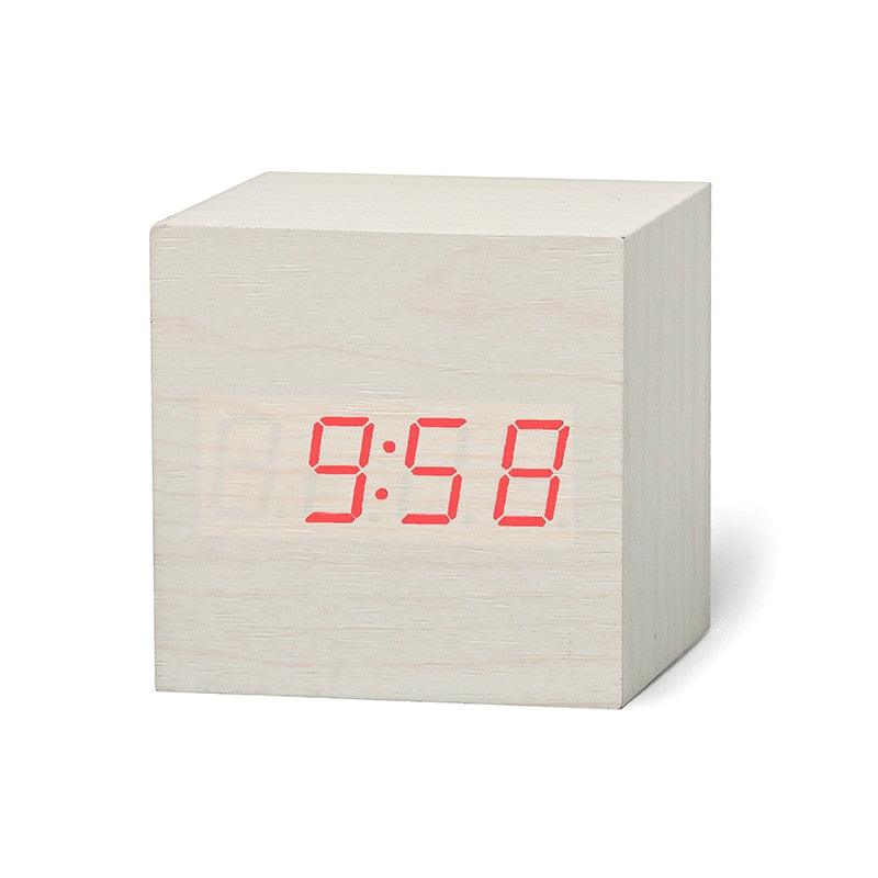 Réveil numérique en bois à LED, horloge rétro lumineuse en bois, affichage LED électronique, 3 doubles alarmes, petite horloge cubique en bois pour décoration de bureau et de table, commande vocale, fonction snooze, outils de bureau.