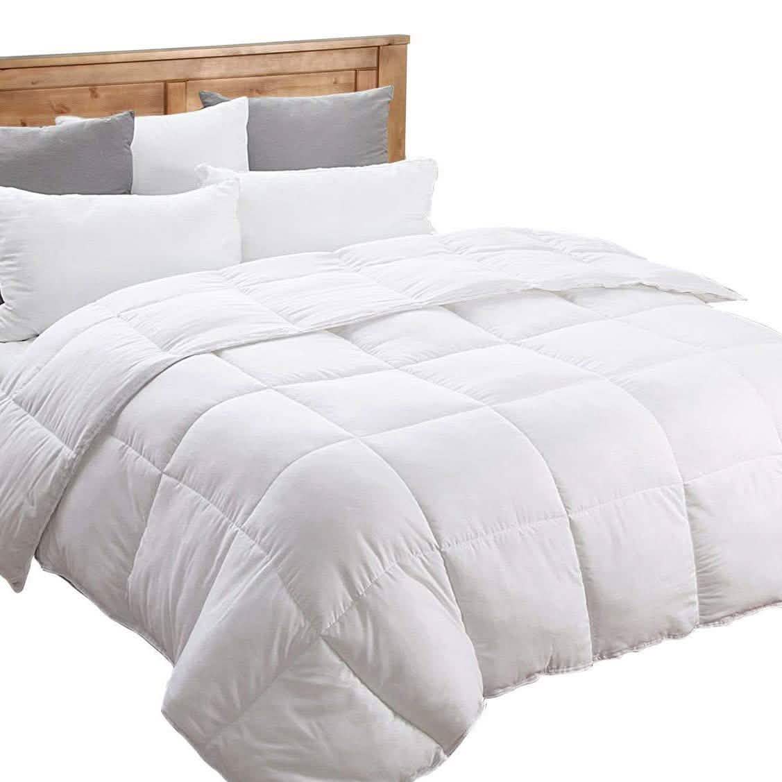 Couette en microfibre garnissage synthétique