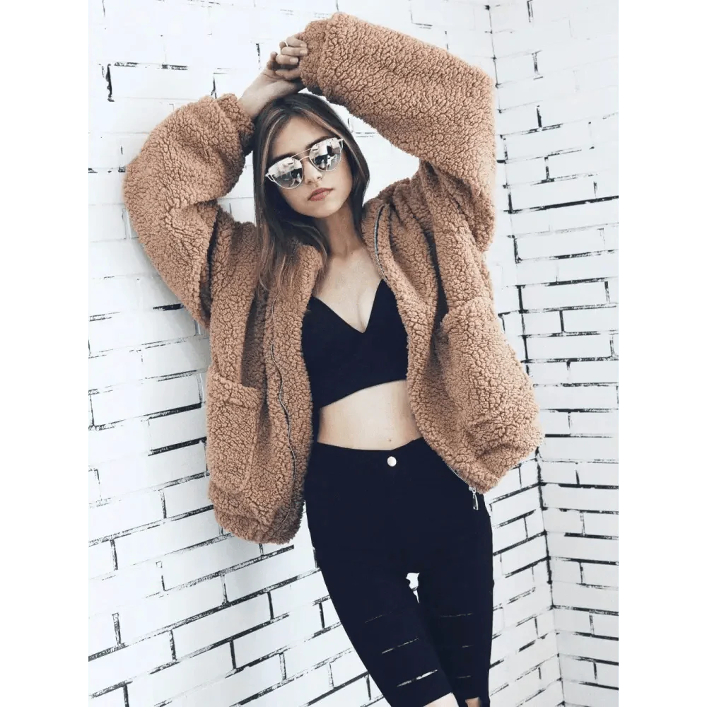 Manteau en fausse fourrure durable pour femme, collection automne hiver, veste décontractée et chaude en fourrure douce avec fermeture éclair, manteau en peluche avec poches, grande taille, style Teddy.