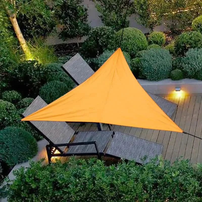 Voile d'ombrage triangulaire durable imperméable et résistante aux UV pour terrasse, cour, balcon et jardin