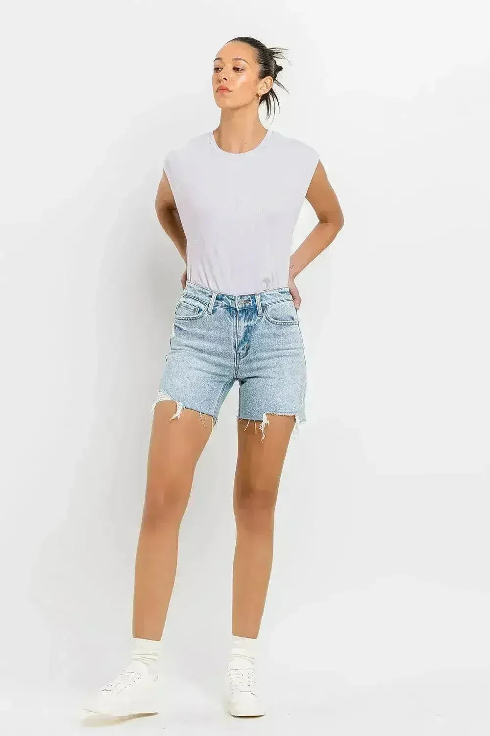 Short en jean taille haute par Vervet Flying Monkey | Femstylo