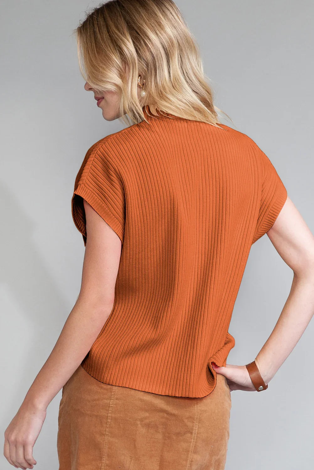 Pull à manches courtes en maille côtelée Gold Flame avec poches plaquées