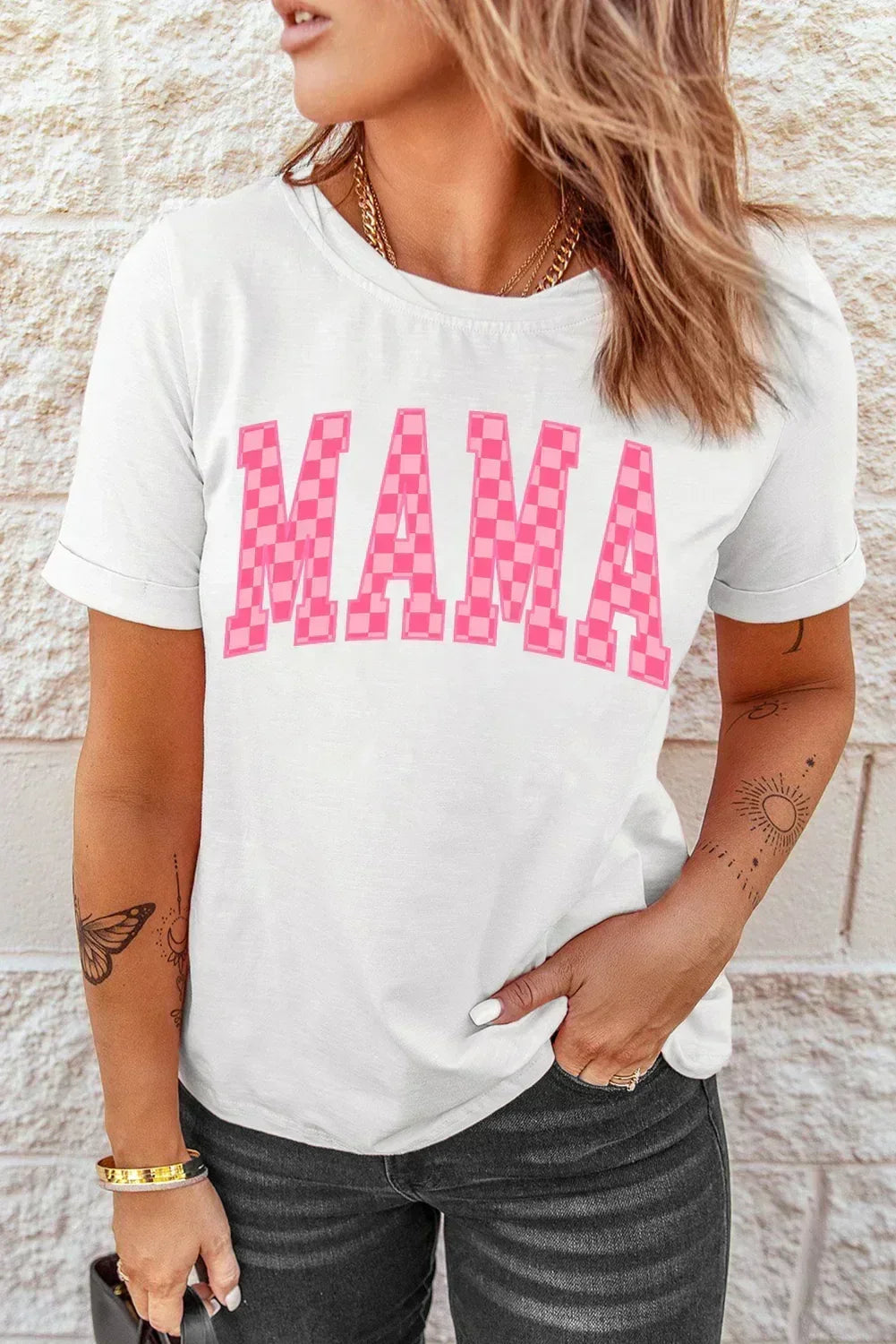 T-shirt à carreaux blancs avec lettres MAMA