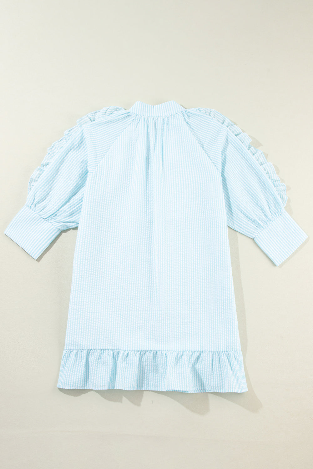 Robe Courte Rayée Légère Bleue à Volants Robe Chic et Amusante pour Femme Robe au Design Charmant