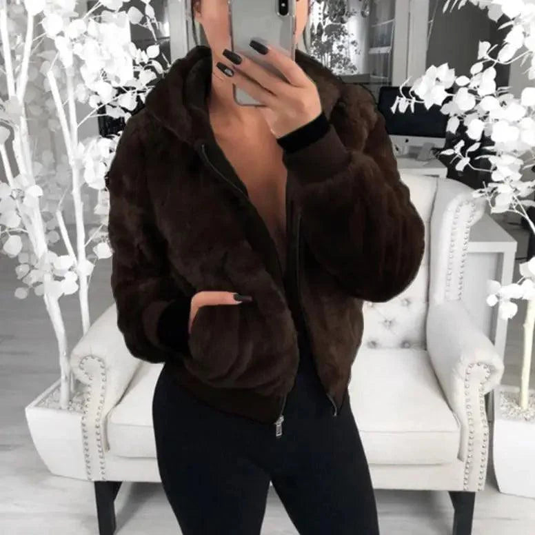 Manteau femme élégant en fausse fourrure avec capuche, taille haute, coupe ajustée, noir/rouge/rose, veste en fausse fourrure, manteaux en fausse fourrure de lapin