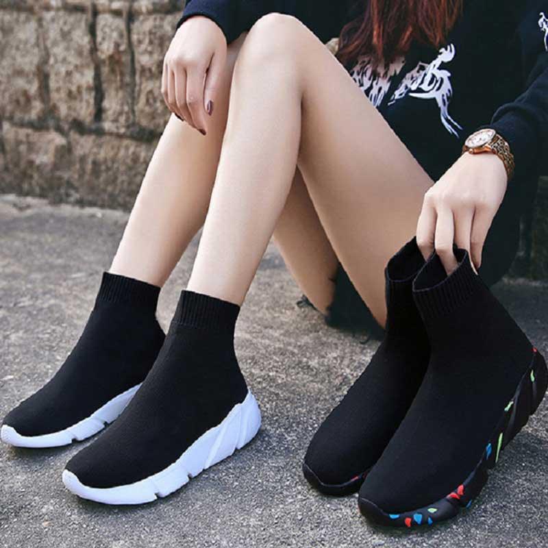 Baskets élégantes noires pour femmes, baskets sans lacets extensibles noires pour femmes, chaussures de marche légères et respirantes, chaussures de course, baskets de sport décontractées en maille pour l'entraînement