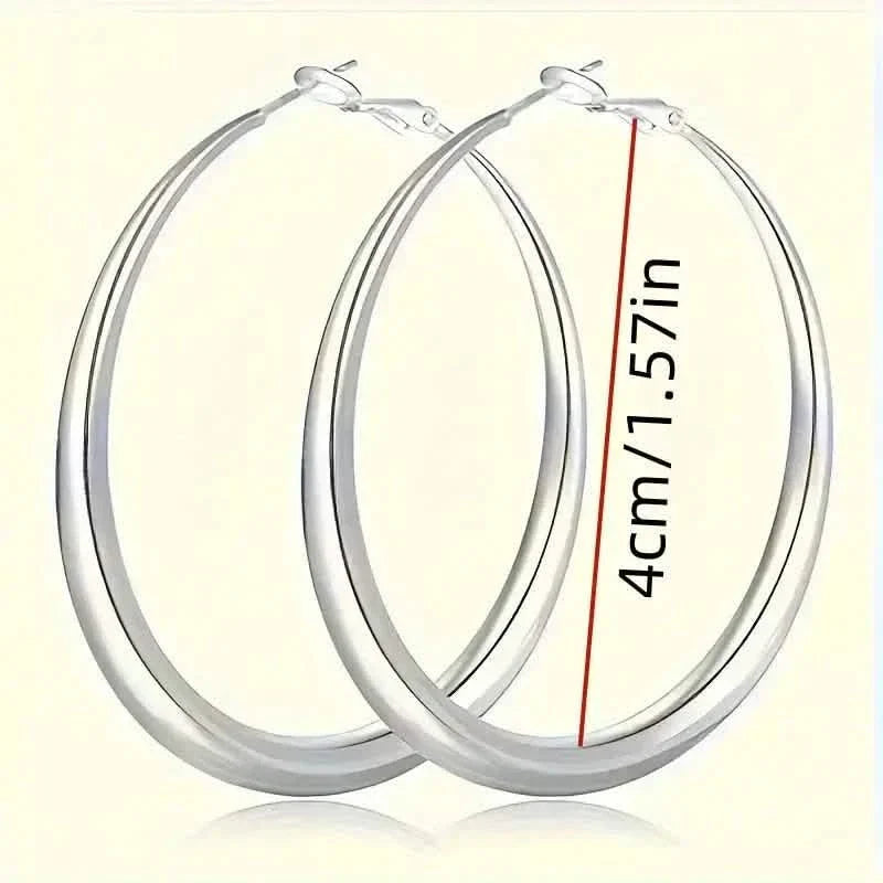 Boucles d'oreilles créoles rondes élégantes pour tous les jours