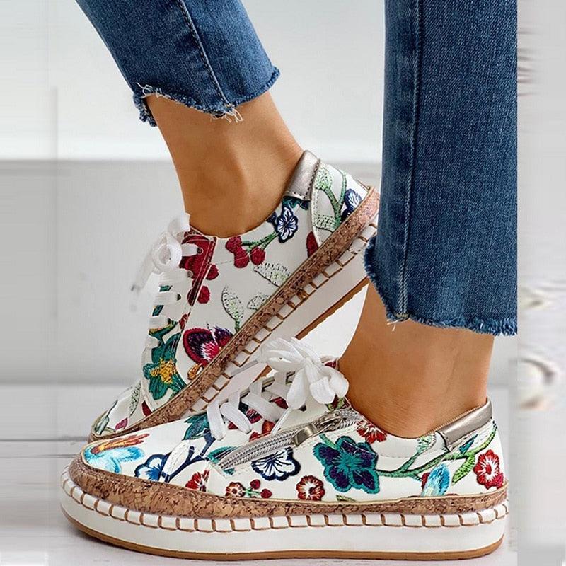 Baskets élégantes à fleurs pour femmes Imprimé Baskets plates à lacets Chaussures mode à bout rond Baskets décontractées pour femmes Chaussures de tennis confortables pour la marche