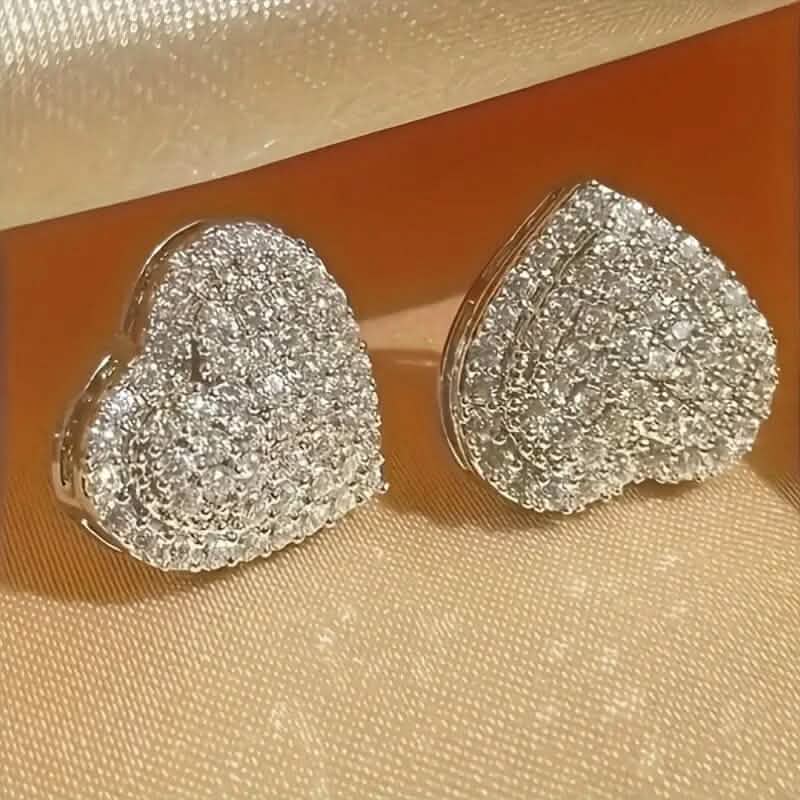 Boucles d'oreilles clous élégantes en zircone en forme de cœur