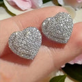 Boucles d'oreilles clous élégantes en zircone en forme de cœur