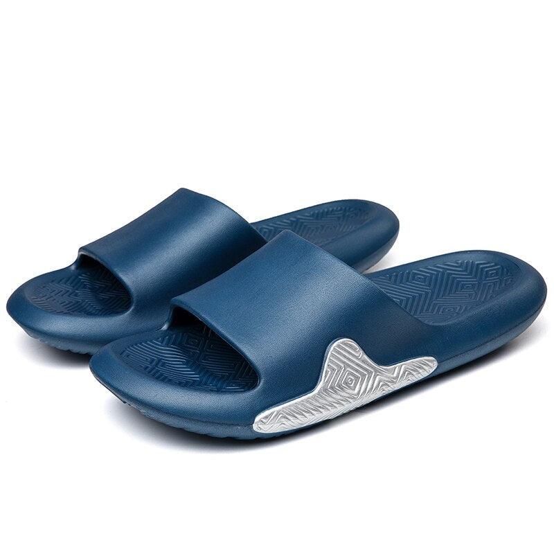 Pantoufles Élégantes Noires pour Hommes, Douces et Légères, Antidérapantes, pour la Maison, Chaussons d'Été Anti-Odeurs, Chaussures de Douche Mixtes en EVA, Mousse de Massage, Ultra Douces et Antidérapantes