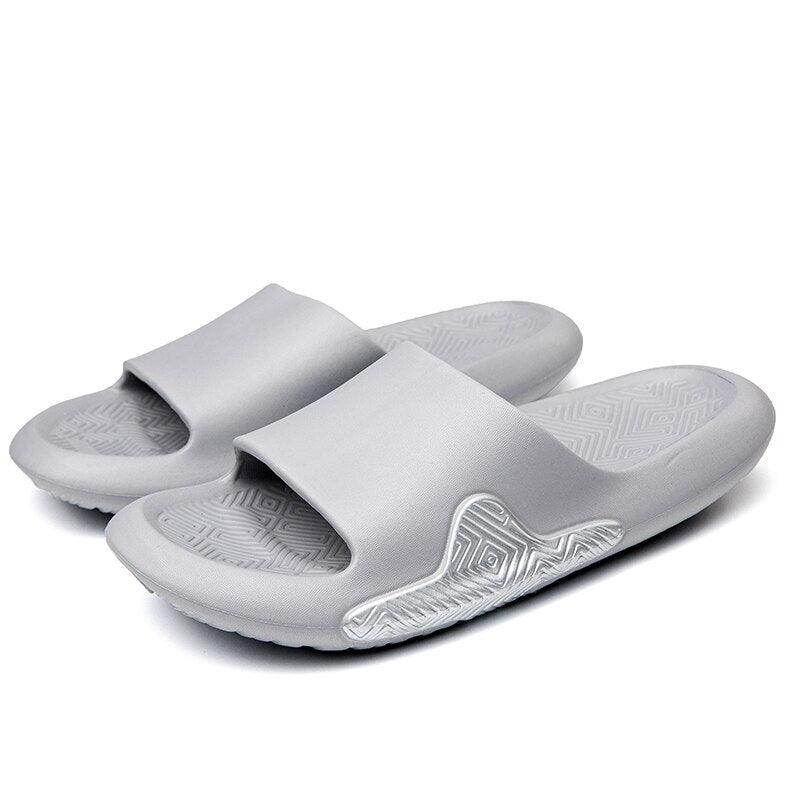 Pantoufles Élégantes Noires pour Hommes, Douces et Légères, Antidérapantes, pour la Maison, Chaussons d'Été Anti-Odeurs, Chaussures de Douche Mixtes en EVA, Mousse de Massage, Ultra Douces et Antidérapantes