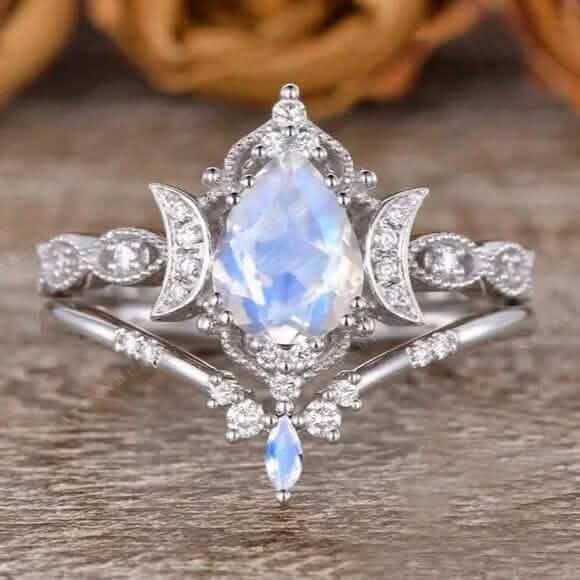 Bague Couronne Lunaire Élégante