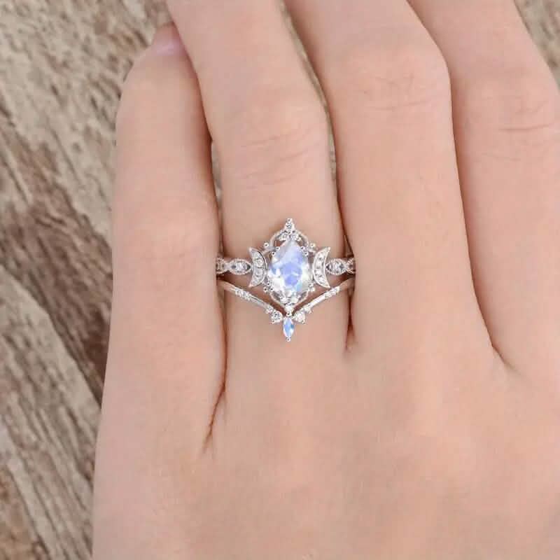 Bague Couronne Lunaire Élégante