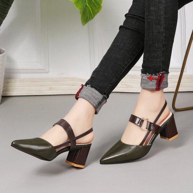 Sandales Élégantes de Bureau pour Femmes, Nouvelles Sandales d'Été à Bout Pointu, Chaussures Plates Basses Tendance, Mules à Enfiler, Bout Fermé, Talons Bas, Sandales Adorables