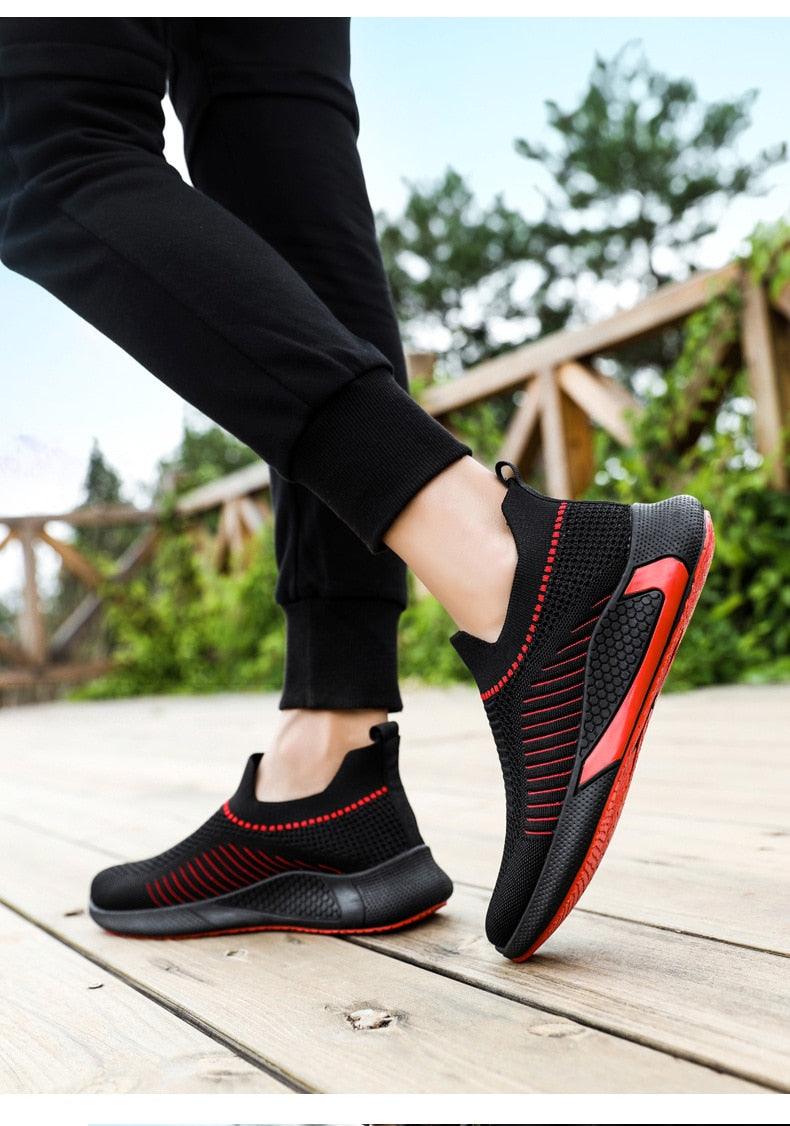 Baskets de sport élégantes pour hommes Chaussures de course décontractées Printemps Nouvelles espadrilles légères et respirantes Chaussures de course tissées volantes Baskets décontractées en maille pour l'entraînement sportif pour hommes