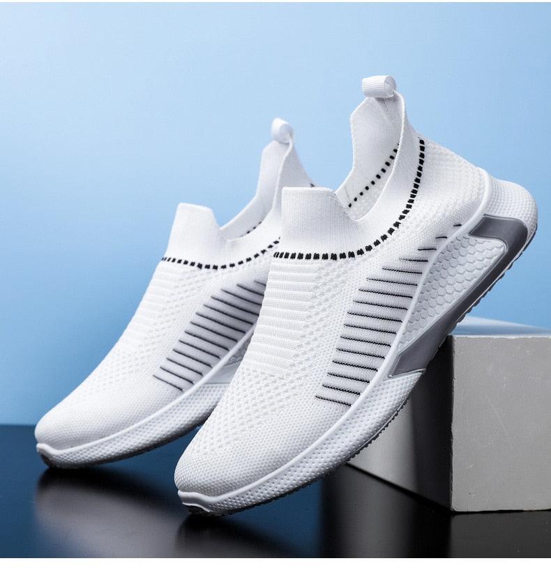 Baskets de sport élégantes pour hommes Chaussures de course décontractées Printemps Nouvelles espadrilles légères et respirantes Chaussures de course tissées volantes Baskets décontractées en maille pour l'entraînement sportif pour hommes