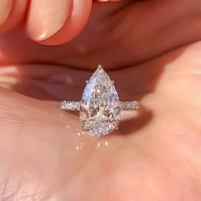 Bague de Fiançailles Élégante Goutte d'Eau en Zircon Cubique