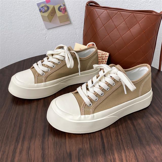 Baskets épaisses et élégantes pour femmes Chaussures de sport à plateforme Printemps Baskets décontractées Plates Tennis Athlétiques en toile Baskets blanches Baskets basses en toile Chaussures à lacets Baskets décontractées classiques et tendance