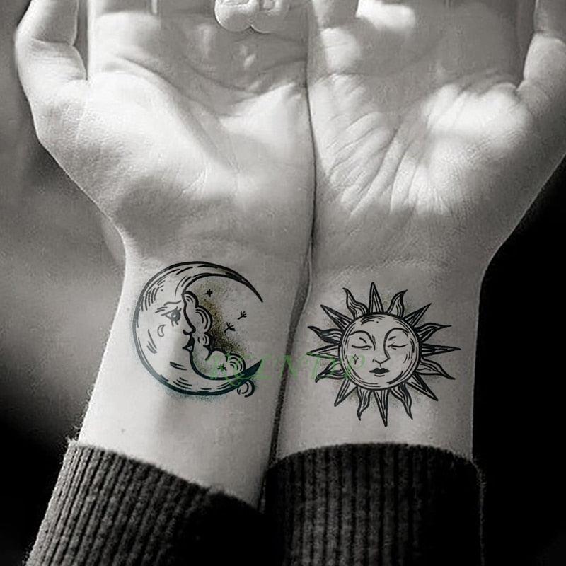 Autocollant Tatouage Étanche Élégant Soleil Lune Faux Tatouage Mode Lune Temporaire Amusant Soleil Vague Magique Tatouages Pour Femmes Hommes