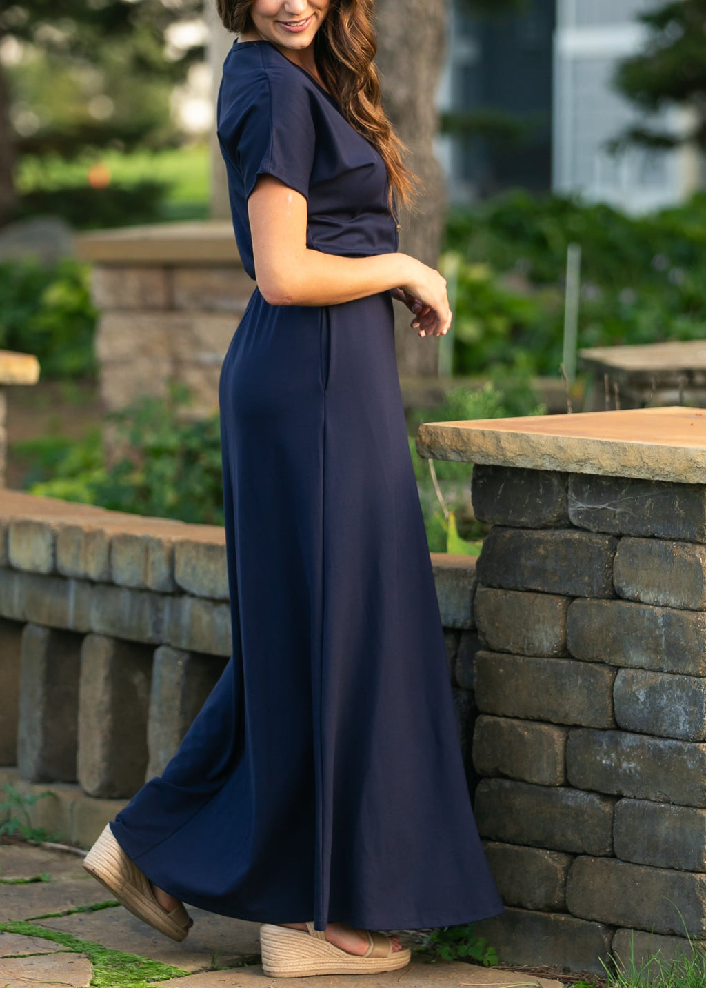 Robe longue Ella Navy à taille cintrée