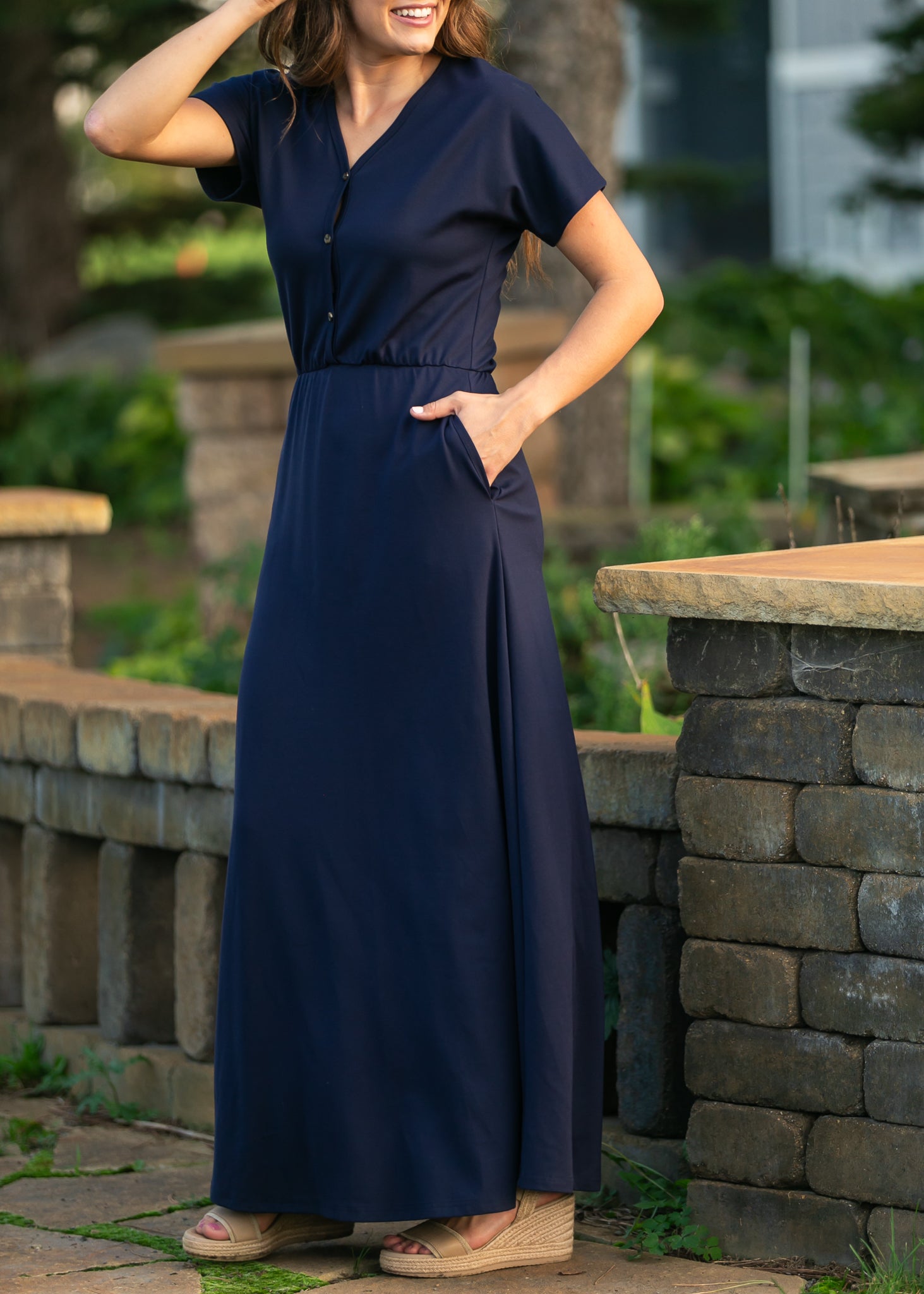 Robe longue Ella Navy à taille cintrée