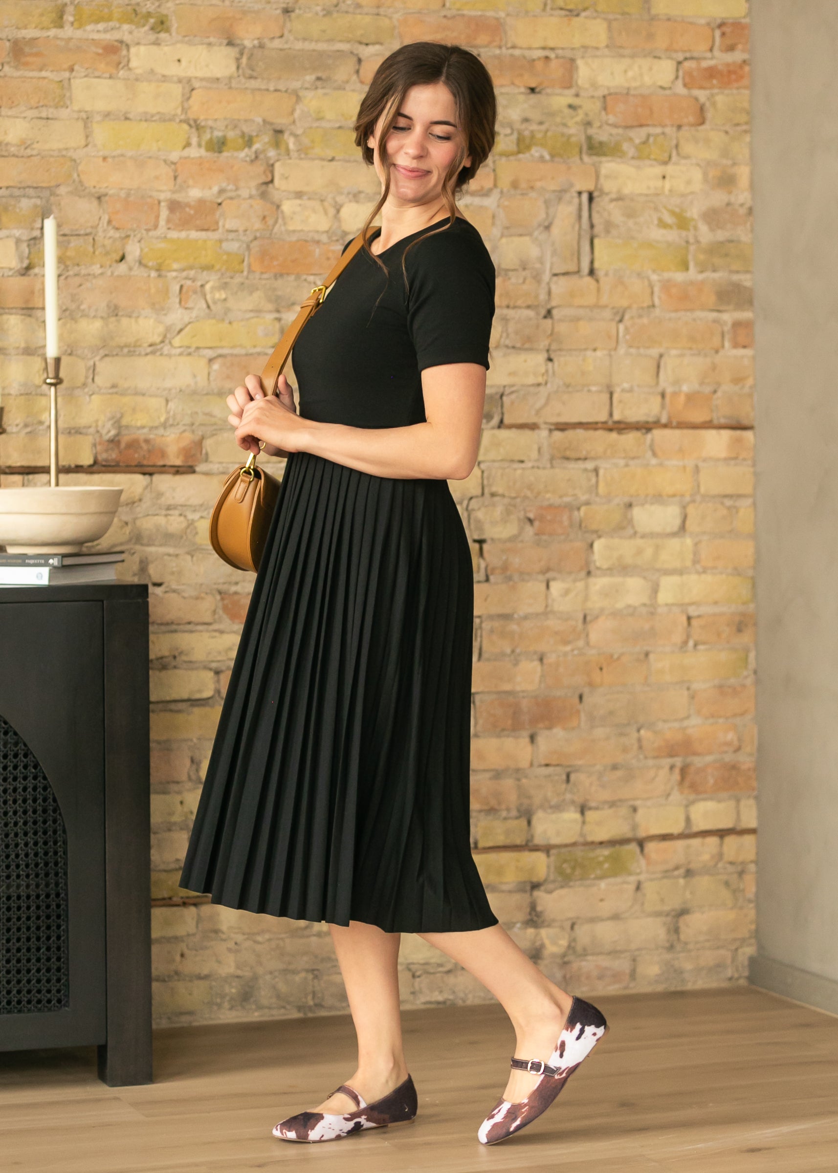 Robe midi plissée noire Emersyn