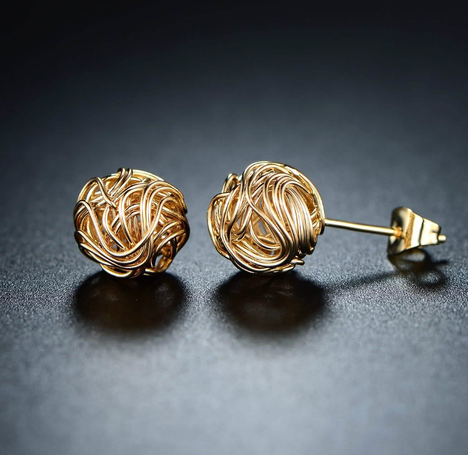 Boucles d'oreilles clous Euphir Love Knot plaquées or 18 carats